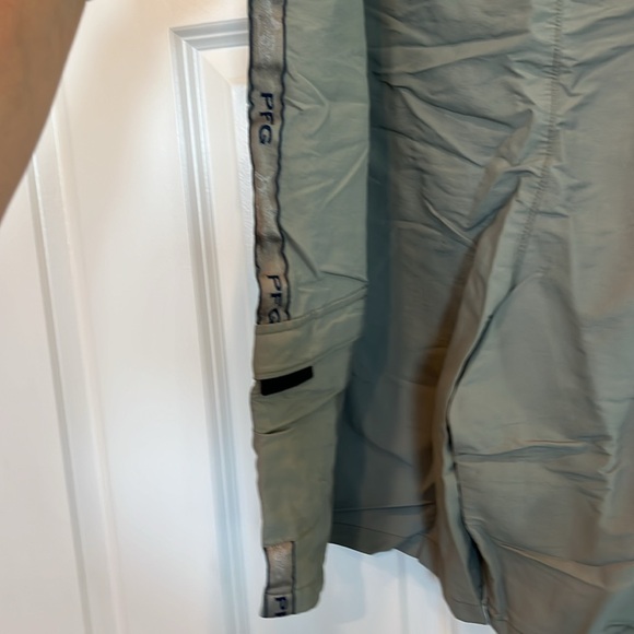 Men's Cargo Shorts - Picture 5 of 7